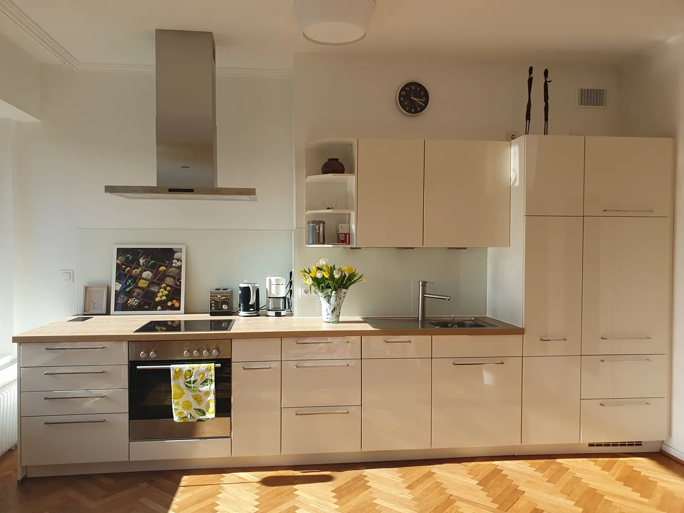 2 Zimmer Wohnung mit 65 m² in Bonn – Bild 2