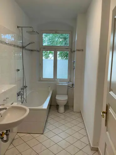 5 Zimmer Wohnung mit 91 m² in Dresden – Bild 3