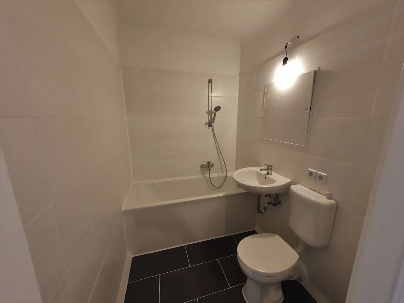 5 Zimmer Wohnung mit 109 m² in Leipzig – Bild 2