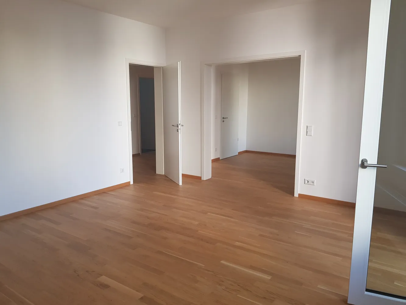 5 Zimmer Wohnung mit 151 m² in Stuttgart – Bild 1