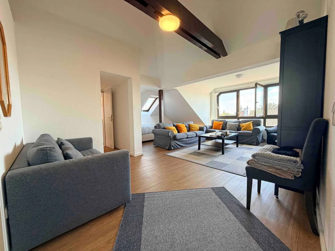 2 Zimmer Wohnung mit 73 m² in Düren – Bild 2