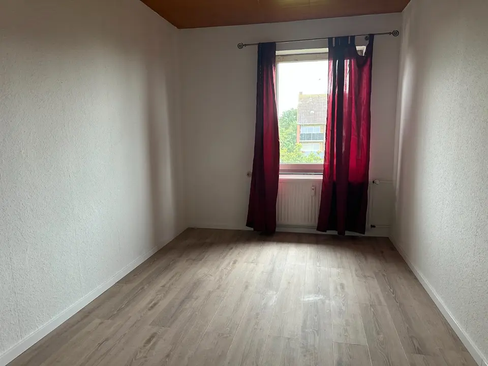3 Zimmer Wohnung mit 65 m² in Emden – Bild 3