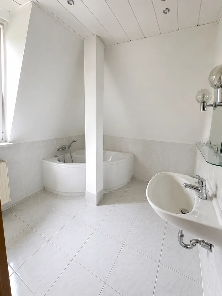 2 Zimmer Wohnung mit 66 m² in Zwickau – Bild 4