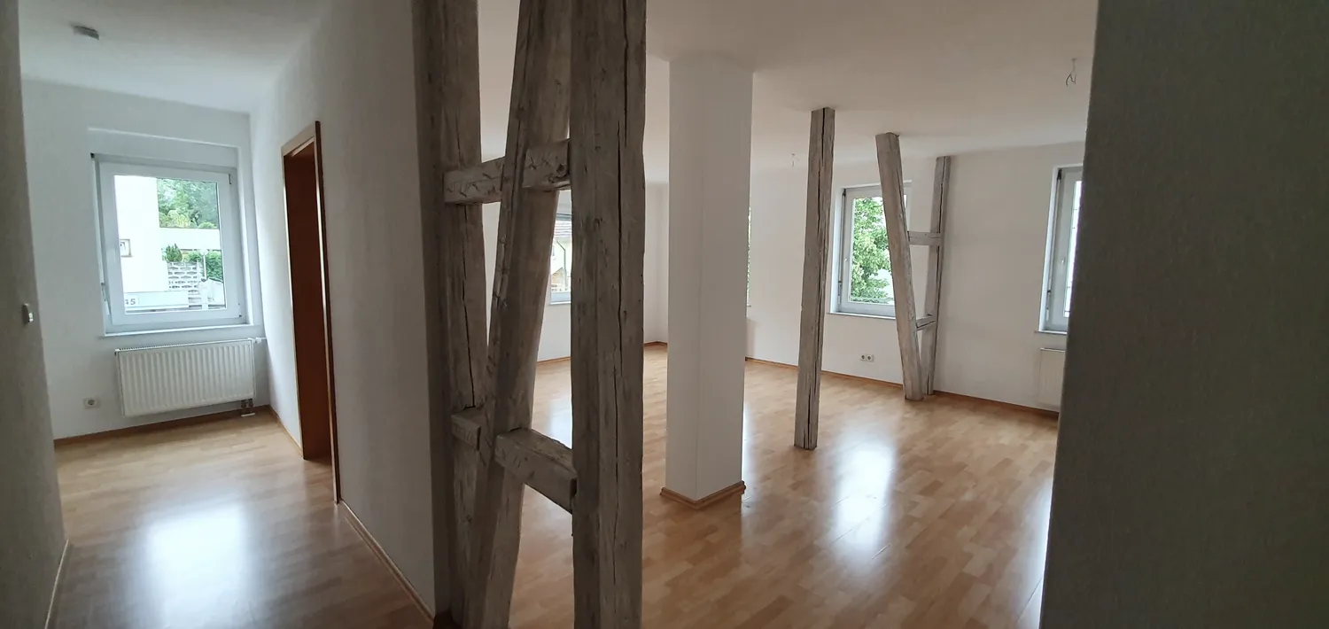 4 Zimmer Wohnung mit 99 m² in Esslingen am Neckar – Bild 3