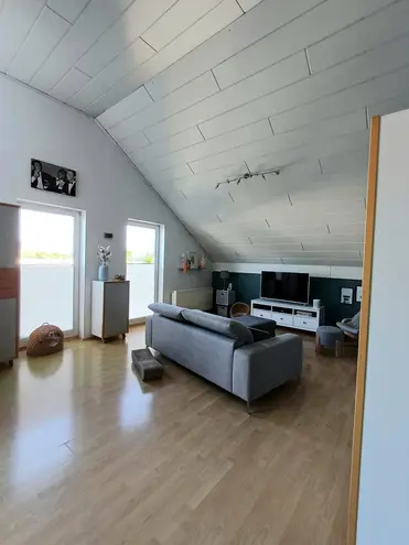 2 Zimmer Wohnung mit 89 m² in Neuss – Bild 3