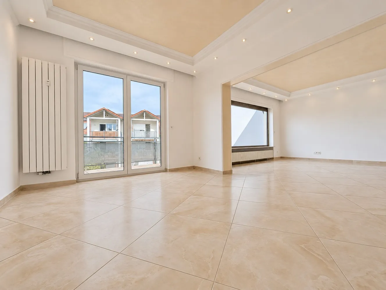 5 Zimmer Wohnung mit 129 m² in Karlsruhe – Bild 1