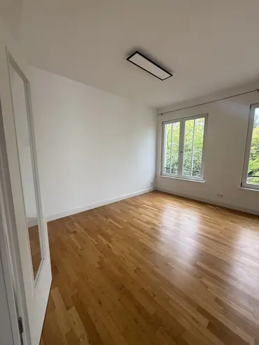 2 Zimmer Wohnung mit 77 m² in Berlin – Bild 2