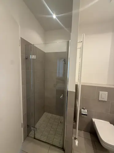 2 Zimmer Wohnung mit 77 m² in Berlin – Bild 6