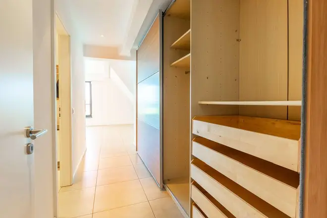 3 Zimmer Wohnung mit 120 m² in Köln – Bild 4