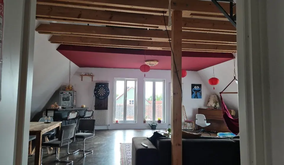 10 Zimmer Wohnung mit 190 m² in Kelheim – Bild 1