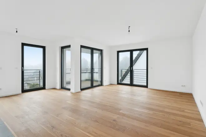 4 Zimmer Wohnung mit 111 m² in Solingen – Bild 2