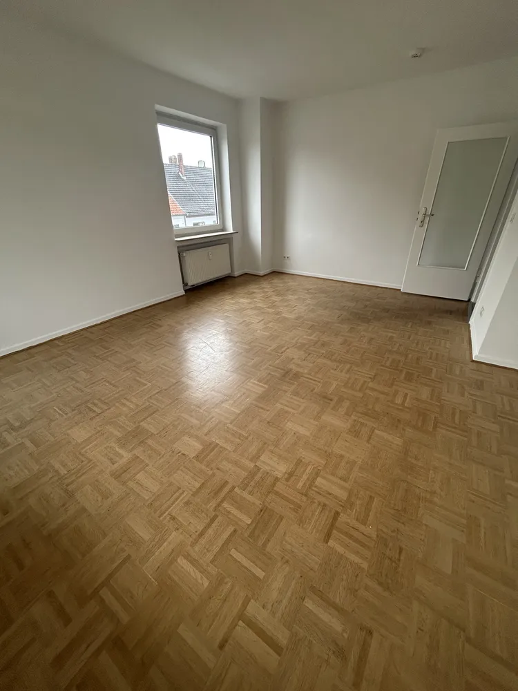 4 Zimmer Wohnung mit 82 m² in Hannover – Bild 2