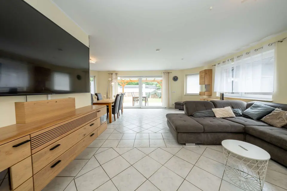 7 Zimmer Haus mit 247 m² in Leverkusen – Bild 7
