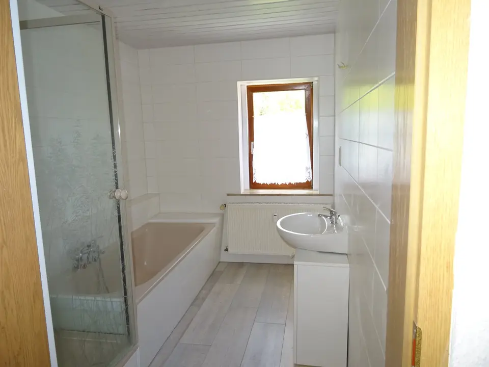 4 Zimmer Wohnung mit 103 m² in Chemnitz – Bild 4