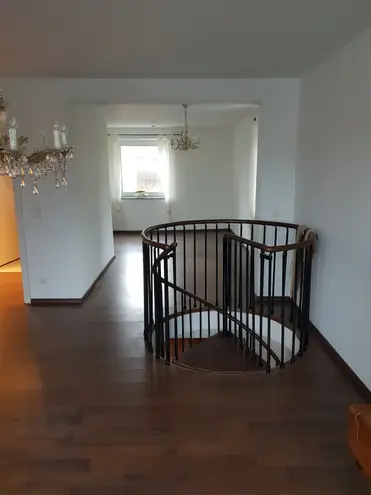 6 Zimmer Wohnung mit 155 m² in Hannover – Bild 6
