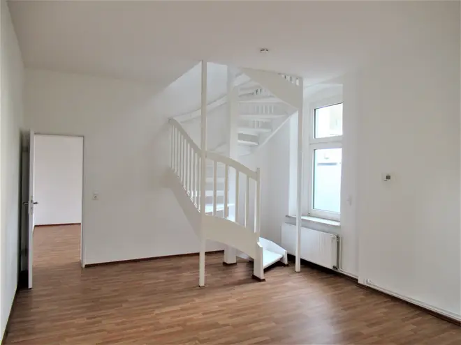 2 Zimmer Wohnung mit 73 m² in Berlin – Bild 2