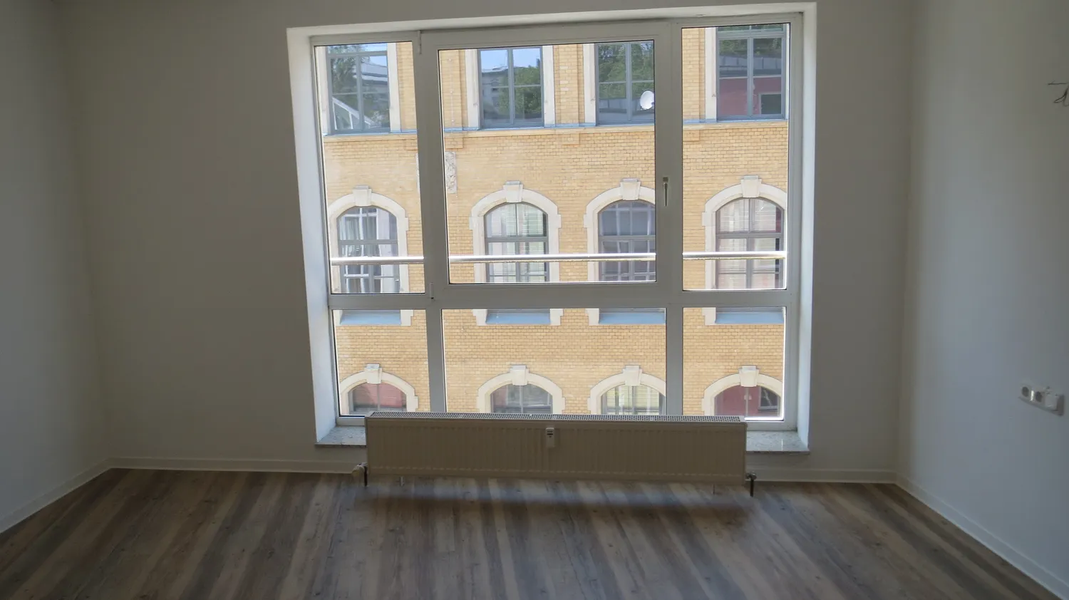 2 Zimmer Wohnung mit 94 m² in Plauen – Bild 11
