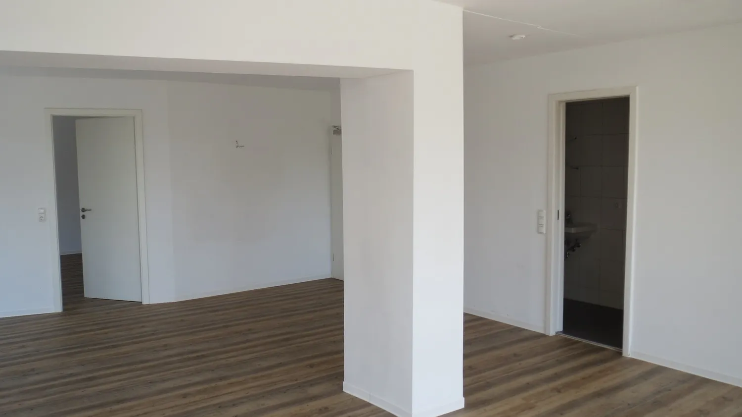 2 Zimmer Wohnung mit 94 m² in Plauen – Bild 8