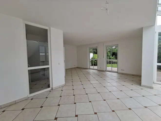 6 Zimmer Haus mit 174 m² in München – Bild 3