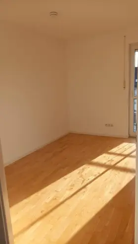 6 Zimmer Haus mit 174 m² in München – Bild 8