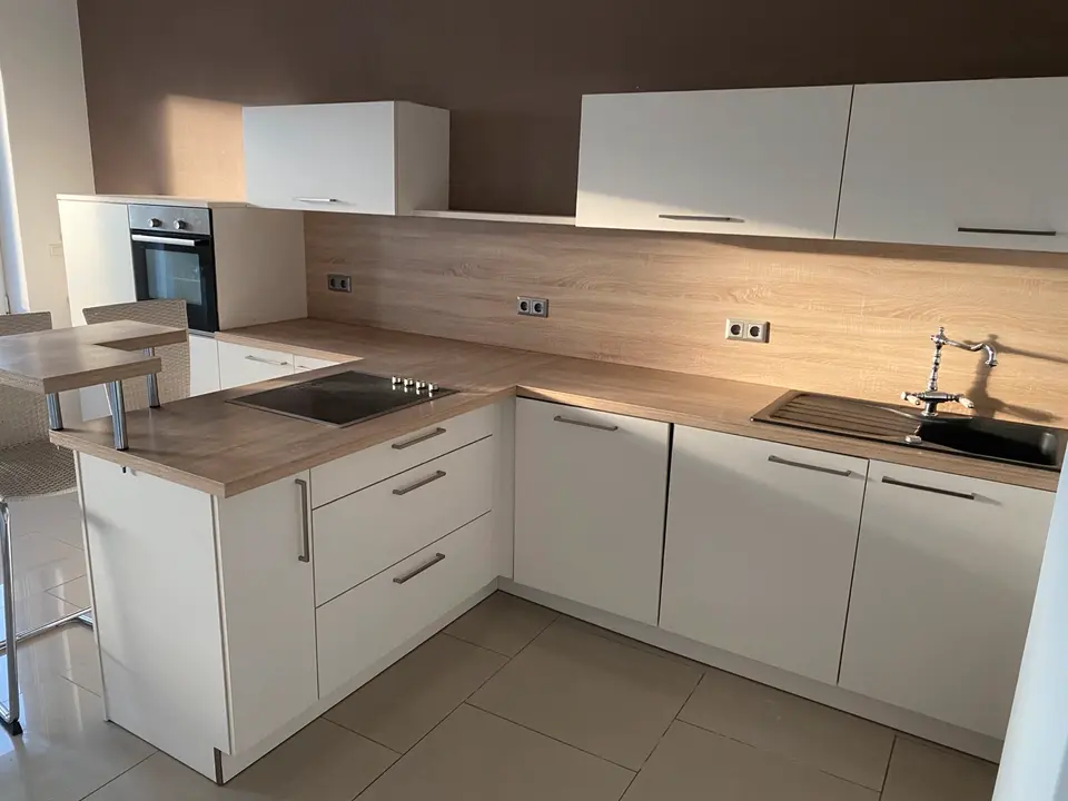 2 Zimmer Wohnung mit 92 m² in Bremerhaven – Bild 1