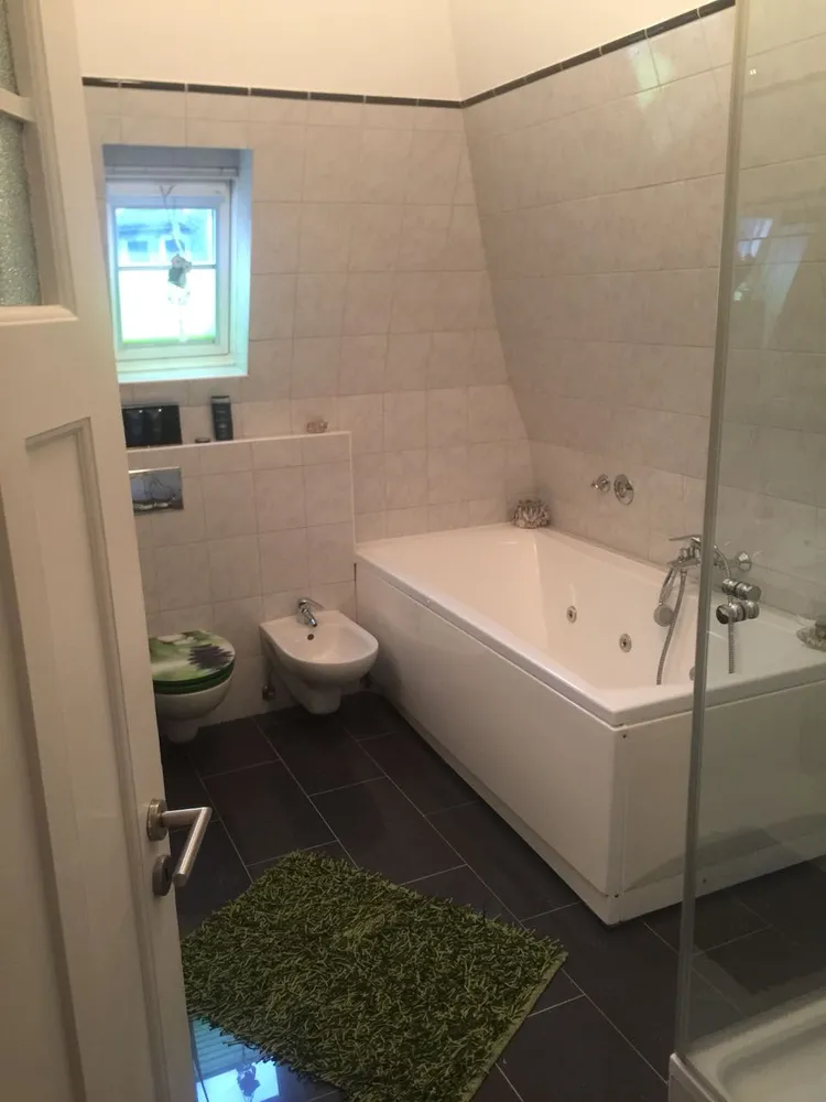 5 Zimmer Wohnung mit 120 m² in Mülheim an der Ruhr – Bild 1