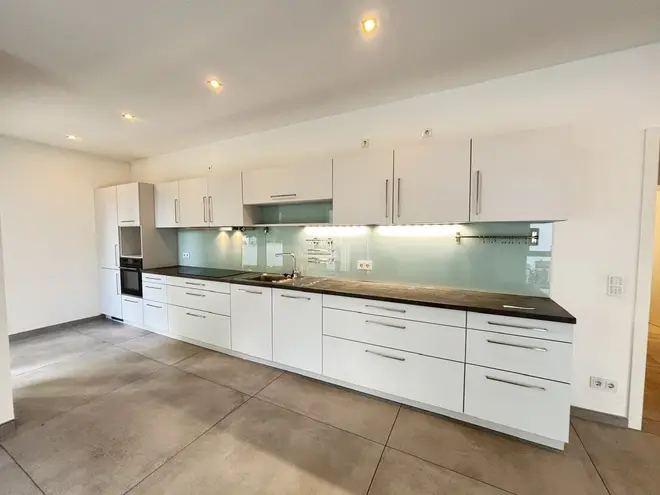 4 Zimmer Wohnung mit 165 m² in Darmstadt – Bild 2