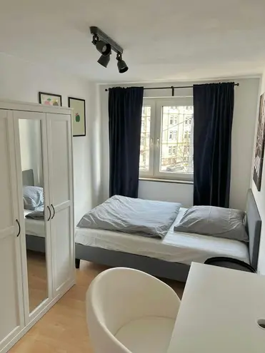 WG-Zimmer mit 20 m² in Stuttgart – Bild 1