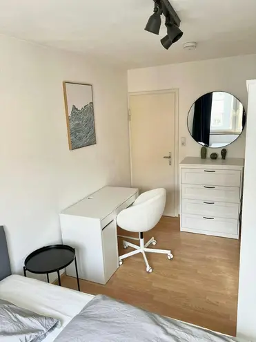 WG-Zimmer mit 20 m² in Stuttgart – Bild 2