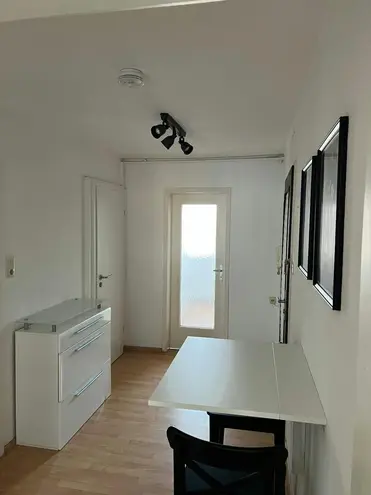 WG-Zimmer mit 20 m² in Stuttgart – Bild 3