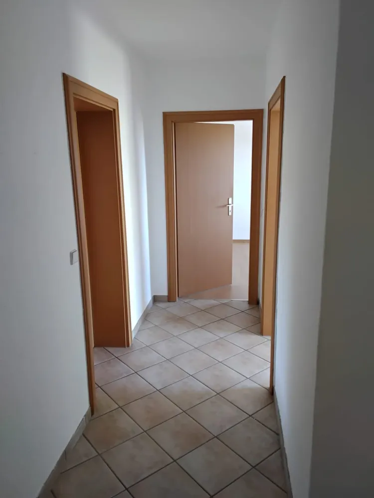 3 Zimmer Wohnung mit 70 m² in Gera – Bild 2