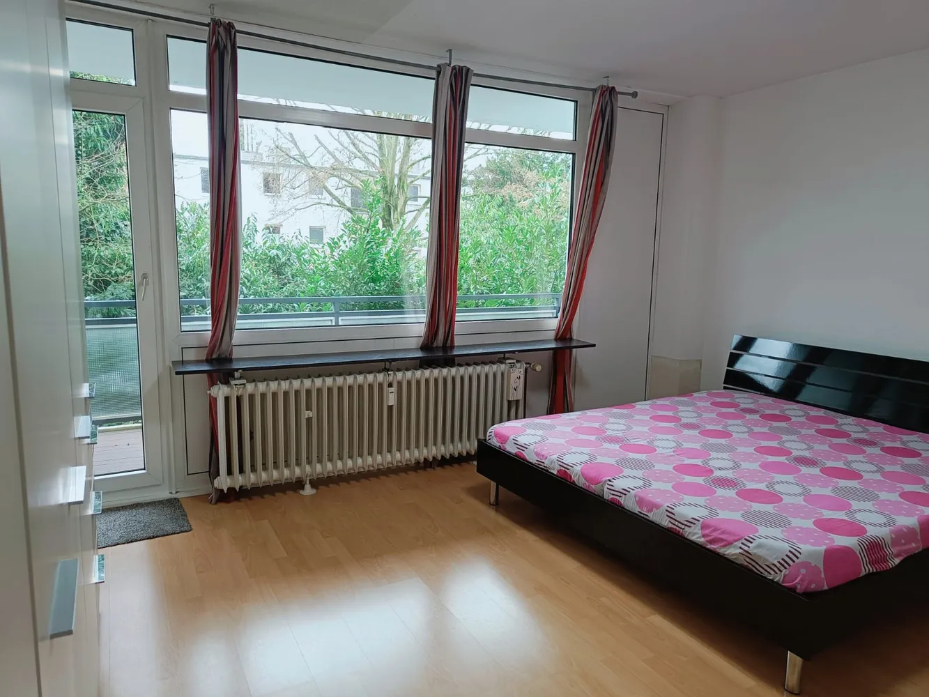 3 Zimmer Wohnung mit 60 m² in Neuss – Bild 2