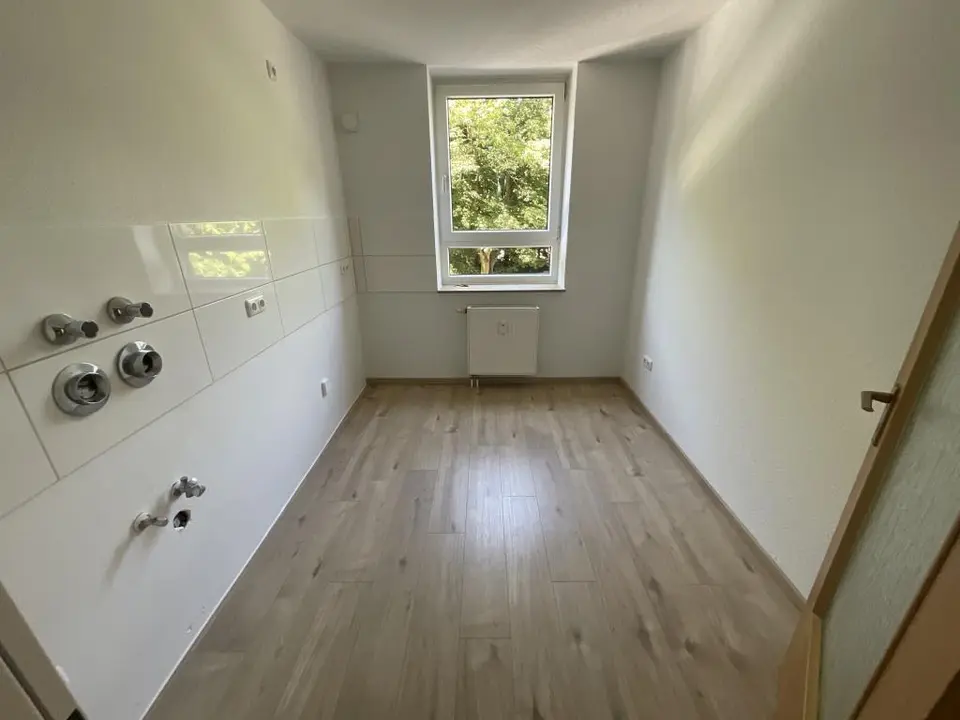 4 Zimmer Wohnung mit 90 m² in Wilhelmshaven – Bild 2