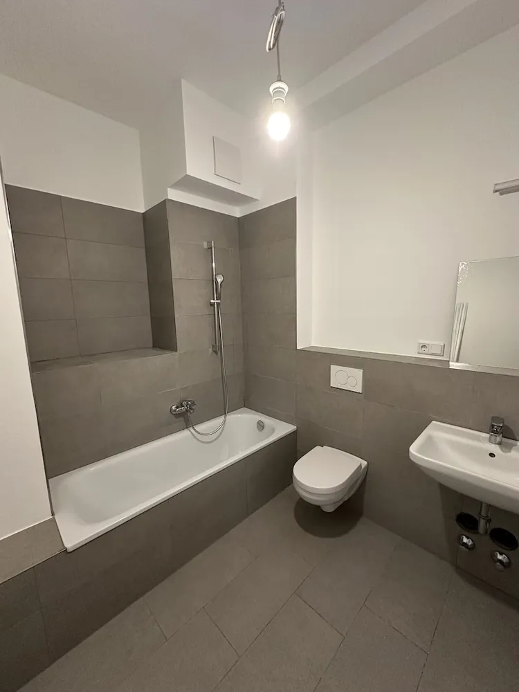 5 Zimmer Wohnung mit 135 m² in Frankfurt am Main – Bild 5