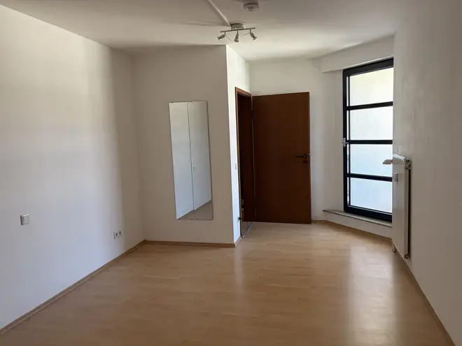 2 Zimmer Wohnung mit 74 m² in Krefeld – Bild 3