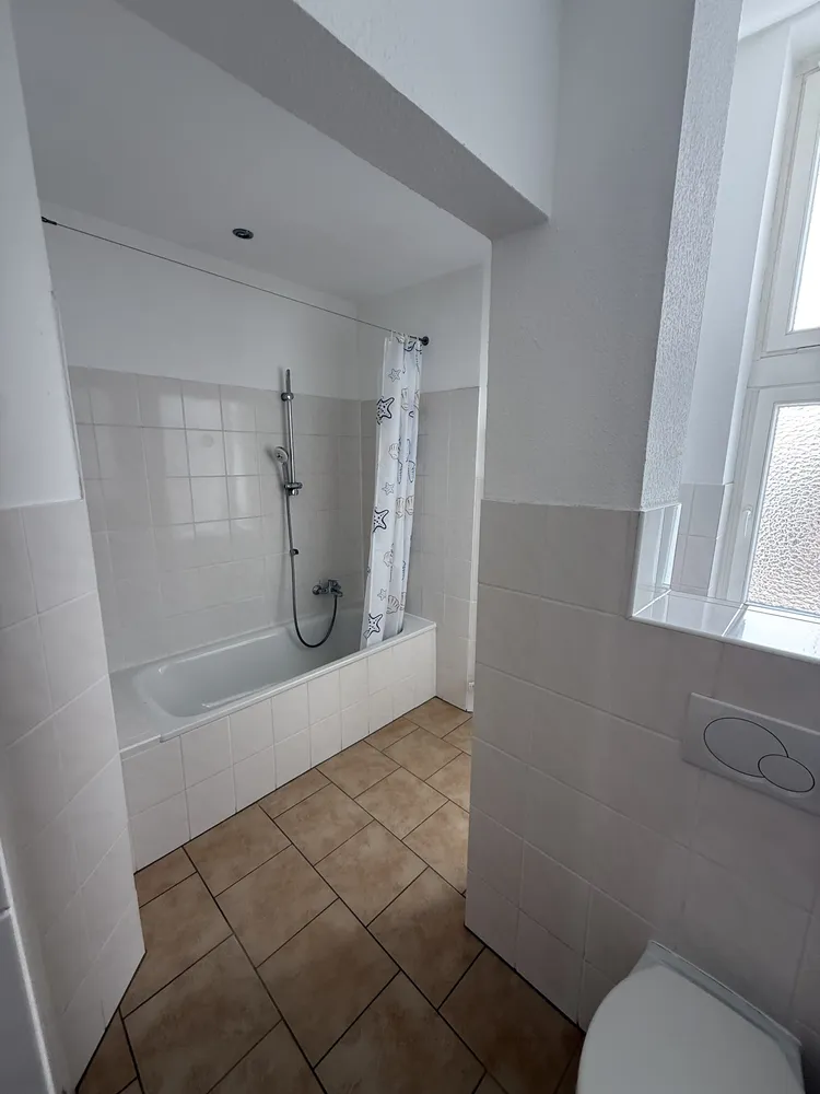 2 Zimmer Wohnung mit 65 m² in Wiesbaden – Bild 4