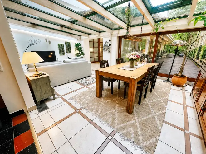 7 Zimmer Haus mit 240 m² in Hamburg – Bild 2