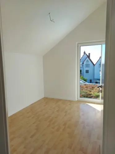 5 Zimmer Haus mit 136 m² in Wiesbaden – Bild 9