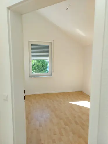 5 Zimmer Haus mit 136 m² in Wiesbaden – Bild 10