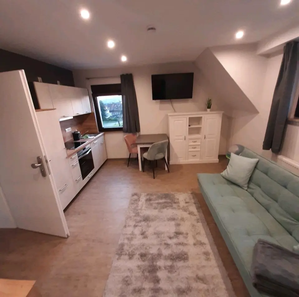 WG-Zimmer mit 70 m² in Koblenz – Bild 2