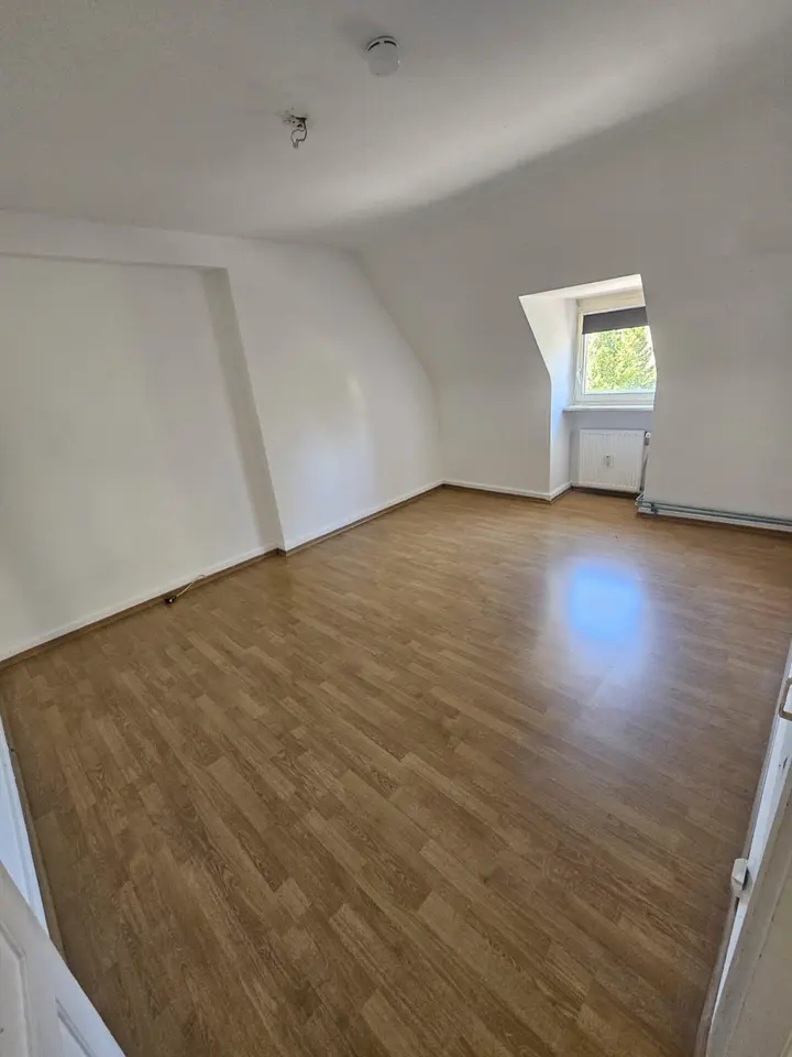 6 Zimmer Wohnung mit 110 m² in Konstanz – Bild 7