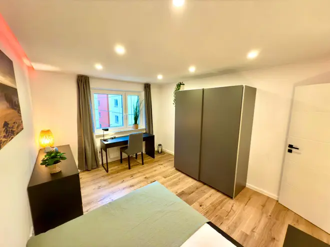 WG-Zimmer mit 8 m² in München – Bild 2