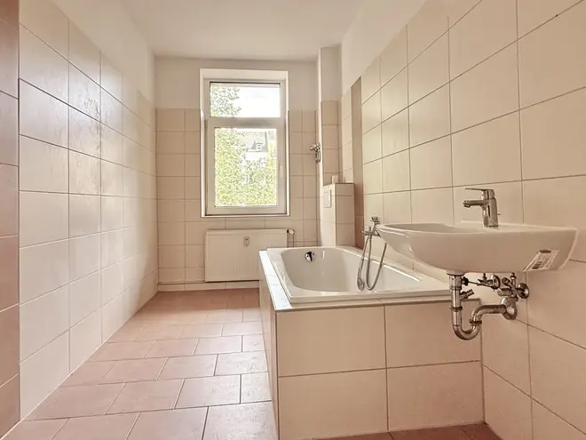 4 Zimmer Wohnung mit 105 m² in Chemnitz – Bild 3