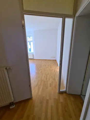 2 Zimmer Wohnung mit 45 m² in Halle (Saale) – Bild 2