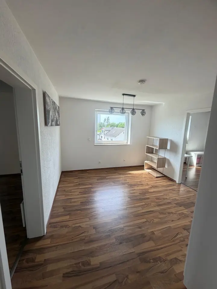 4 Zimmer Wohnung mit 110 m² in Aschaffenburg – Bild 1