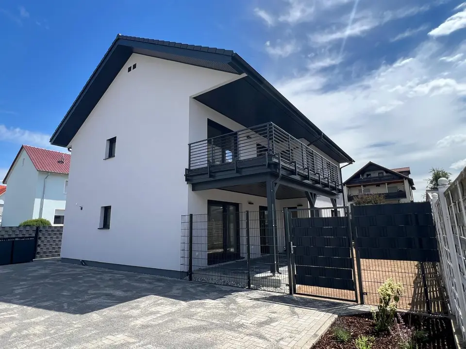 4 Zimmer Wohnung mit 110 m² in Aschaffenburg – Bild 2