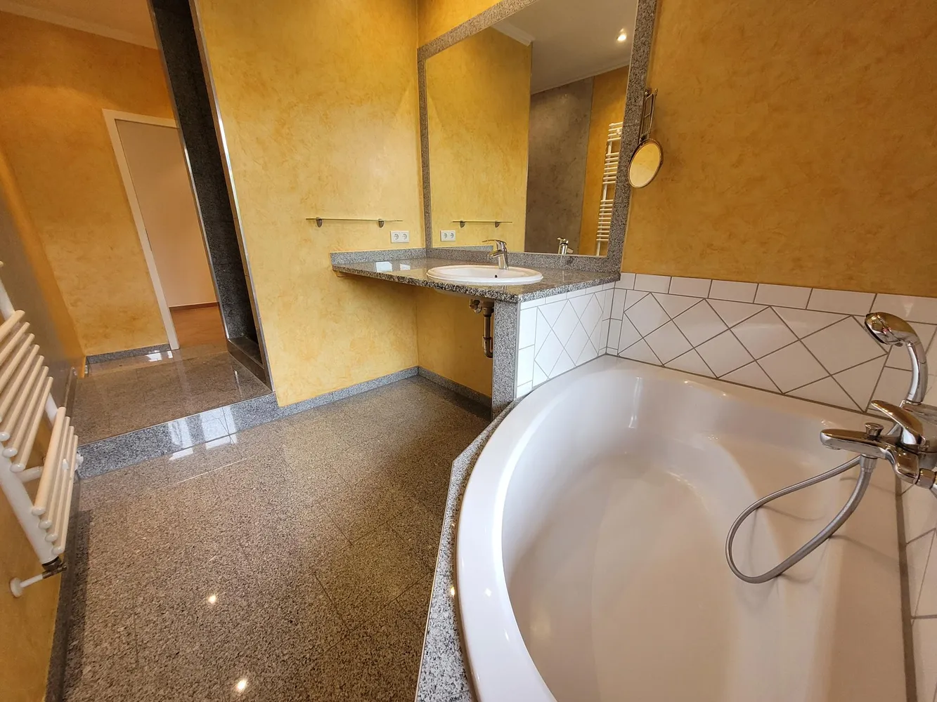 3 Zimmer Wohnung mit 95 m² in Görlitz – Bild 6