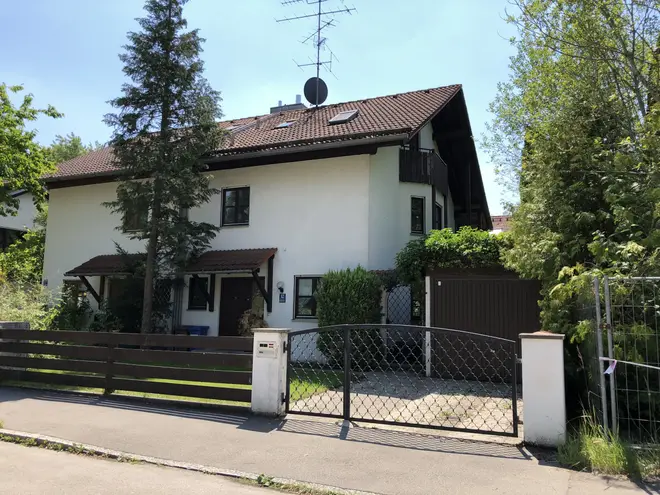 5 Zimmer Haus mit 147 m² in München – Bild 1