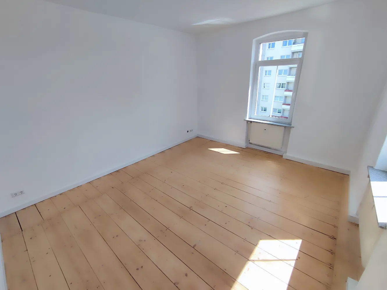 4 Zimmer Wohnung mit 130 m² in Gera – Bild 7
