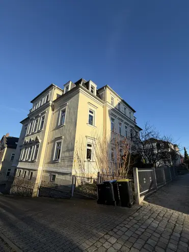4 Zimmer Wohnung mit 91 m² in Dresden – Bild 1
